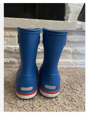 CROCS Kids Blue Rain Boots with Red Accent
